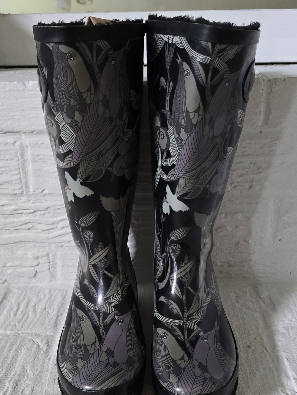 Women's Black Patterned Waterproof Rain Boots Size 6